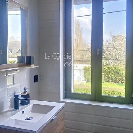 Fm42 - A Ciel Ouvert Maison Avec Grande Veranda Et Jardin *